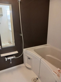 日々の疲れを癒すお風呂付です