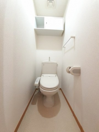 シンプルで使いやすいトイレです