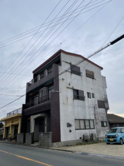 郡家の海の前3階建鉄筋の画像