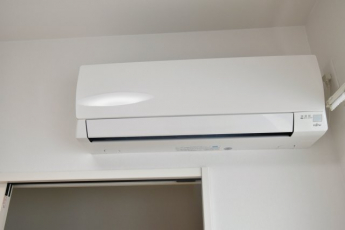 洋室エアコン