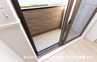 【バルコニー】