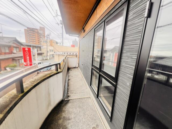 松山市南久米町の店舗の画像