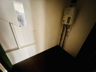 松山市南久米町のビルの画像