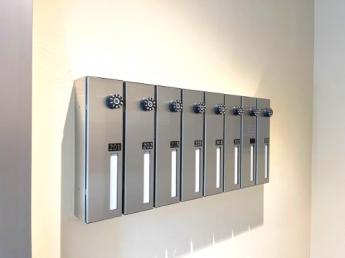 ★ロック付きポスト