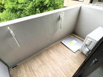 【バルコニー】