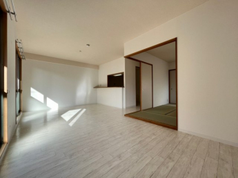 【居間・リビング】