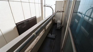 【バルコニー】