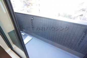 参考、同建物・反転間取りの号室