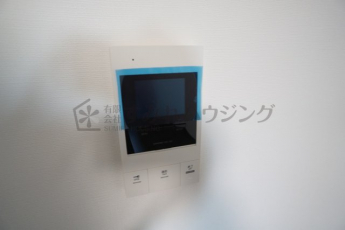 参考、同建物・反転間取りの号室