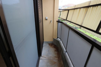 【バルコニー】