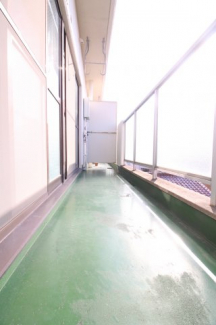 【バルコニー】