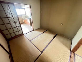 【居間・リビング】