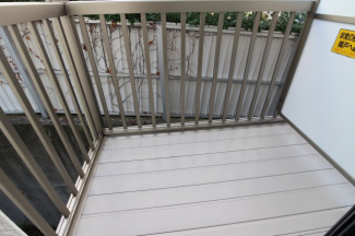 【バルコニー】