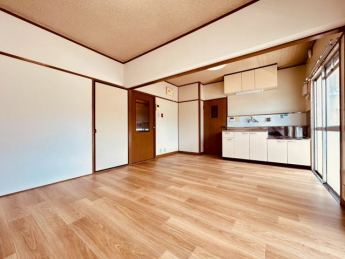 【居間・リビング】