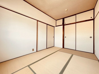 洋室へ変更工事中