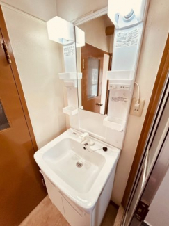 【洗面所】