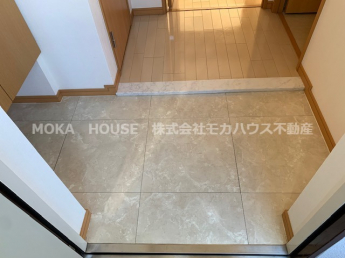 ゆったりとした玄関です