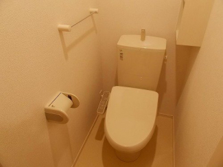 ゆったりとした空間のトイレです