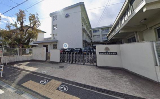 宮前小学校まで2070m