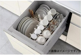 フライパンなどの大きな調理器具もしっかり入る食洗器スペースを