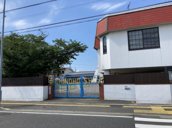 海の星幼稚園まで597m