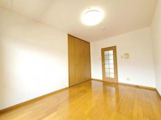 室内画像は同マンション・別部屋のものです