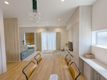 【居間・リビング】