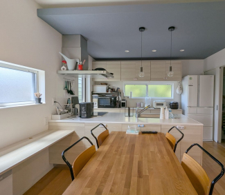 【居間・リビング】