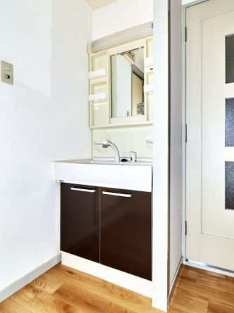 洗髪洗面化粧台