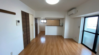 【居間・リビング】