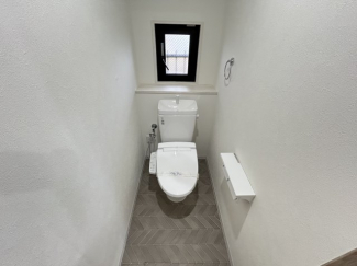 清潔感のあるトイレです