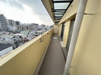 バルコニーがあります