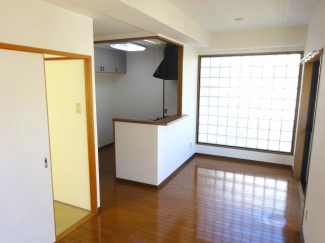 【居間・リビング】