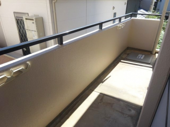 【バルコニー】