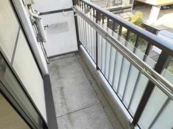 【バルコニー】