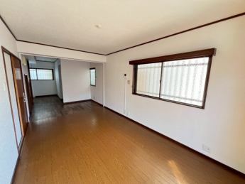 【居間・リビング】