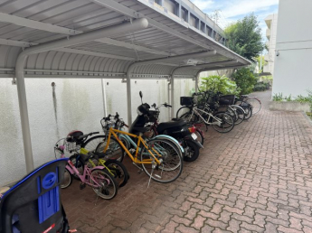 西舞子パーク・ホームズ四号棟の画像