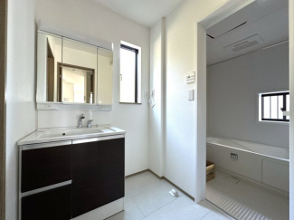 【独立洗面台】