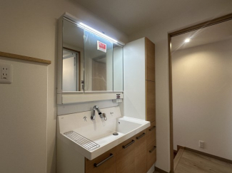 【独立洗面台】