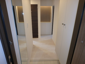 【居間・リビング】