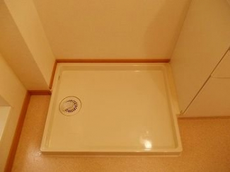 内装は落ち着いています