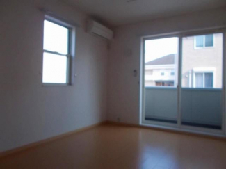 内装は落ち着いています