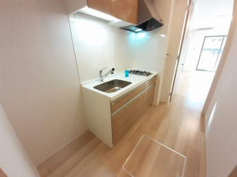 コンパクトなキッチンで掃除もラクラク