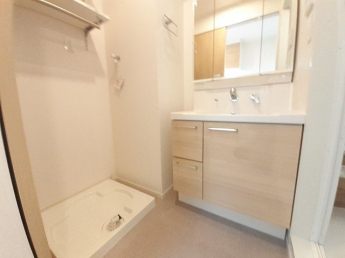 広い洗面スペース