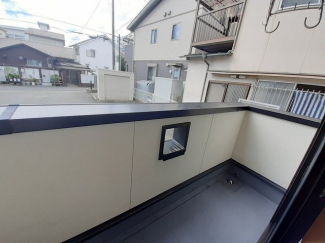 陽当たり良好なバルコニーです