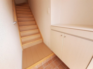 明るい玄関です