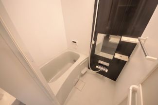 ゆったり過ごせるお風呂です