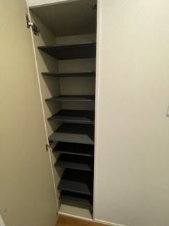 たっぷりとした収納スペースです