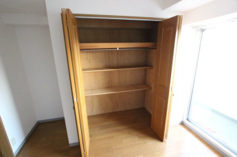 たっぷりとした収納スペースです