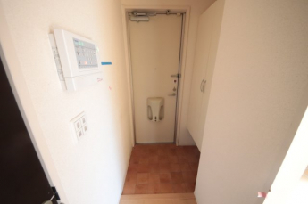 ゆったりとした玄関です